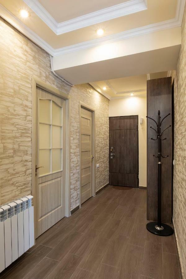 Umba Apartment N3 - Balcony And Mount Ararat View Yerevan Exterior foto
